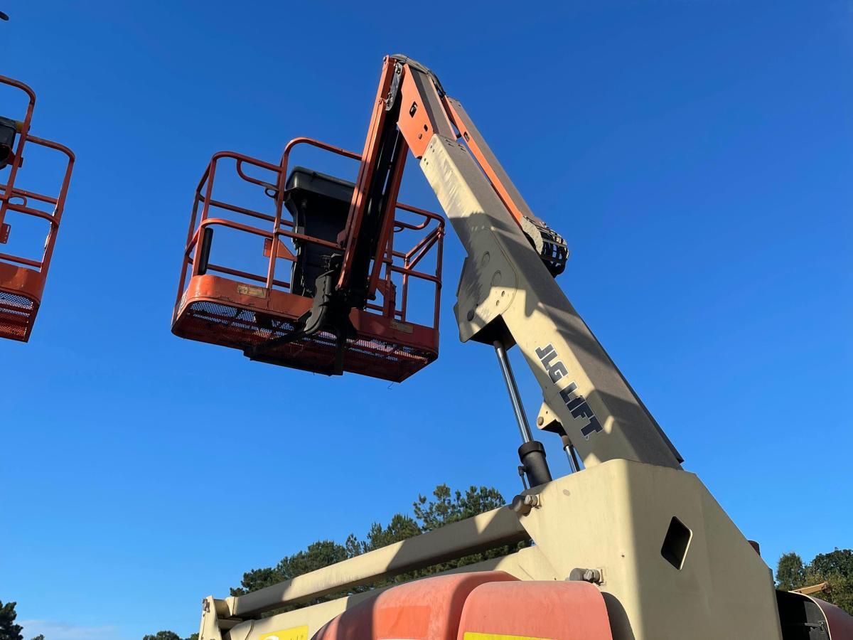 2013 JLG 450AJ-5