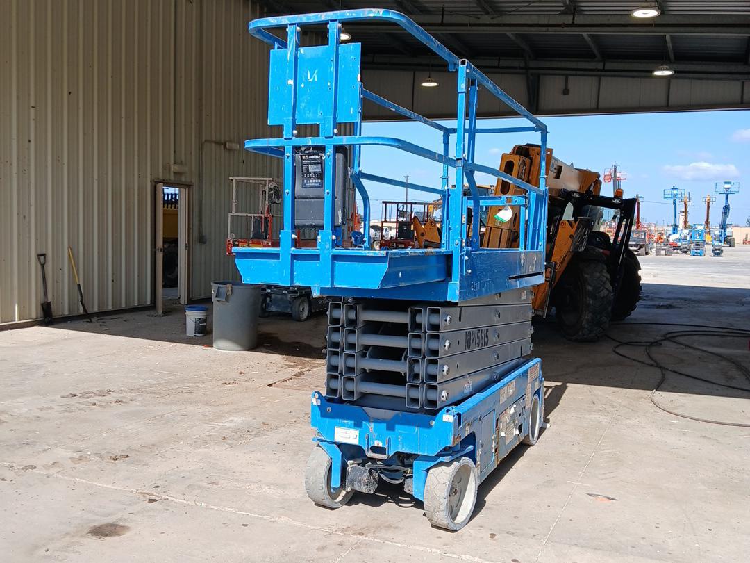 2017 Genie GS-3232-3