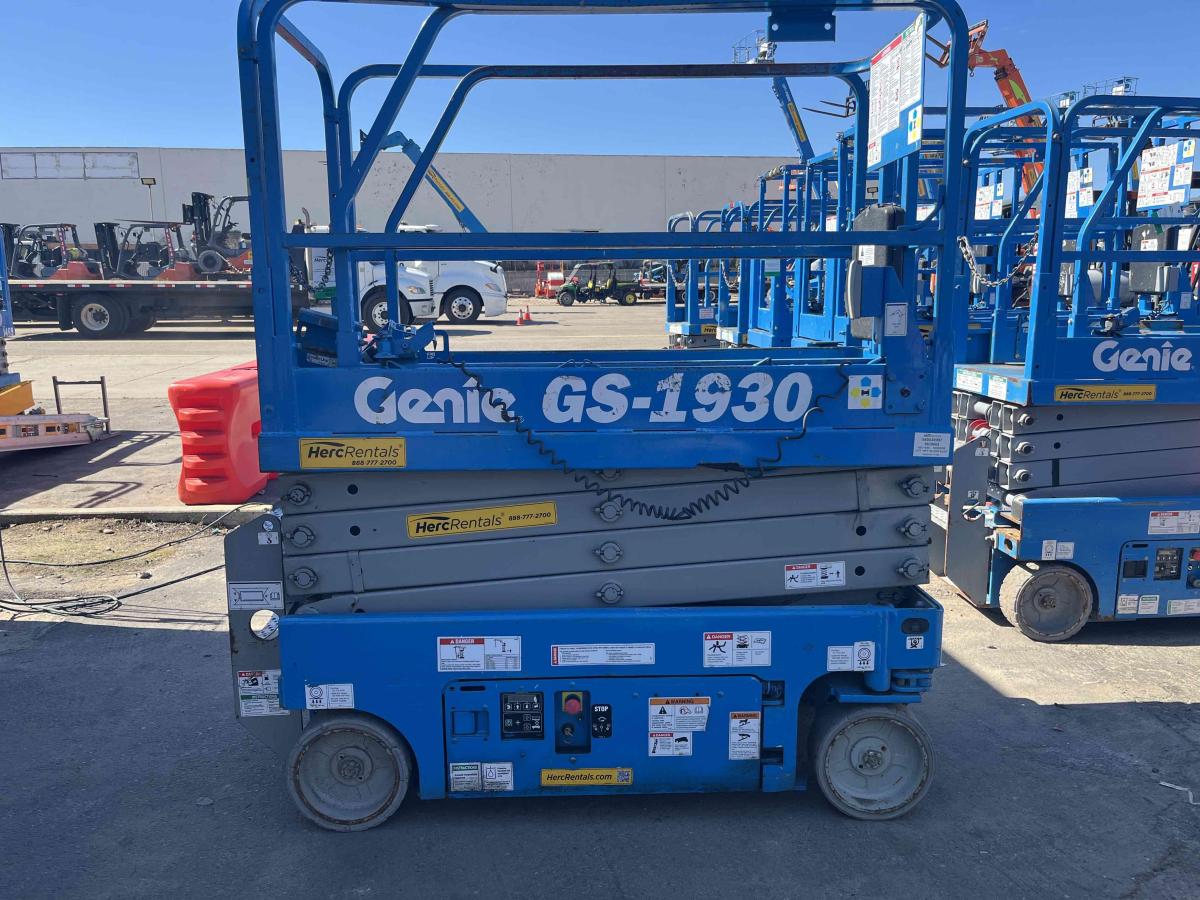 2015 Genie GS-1930