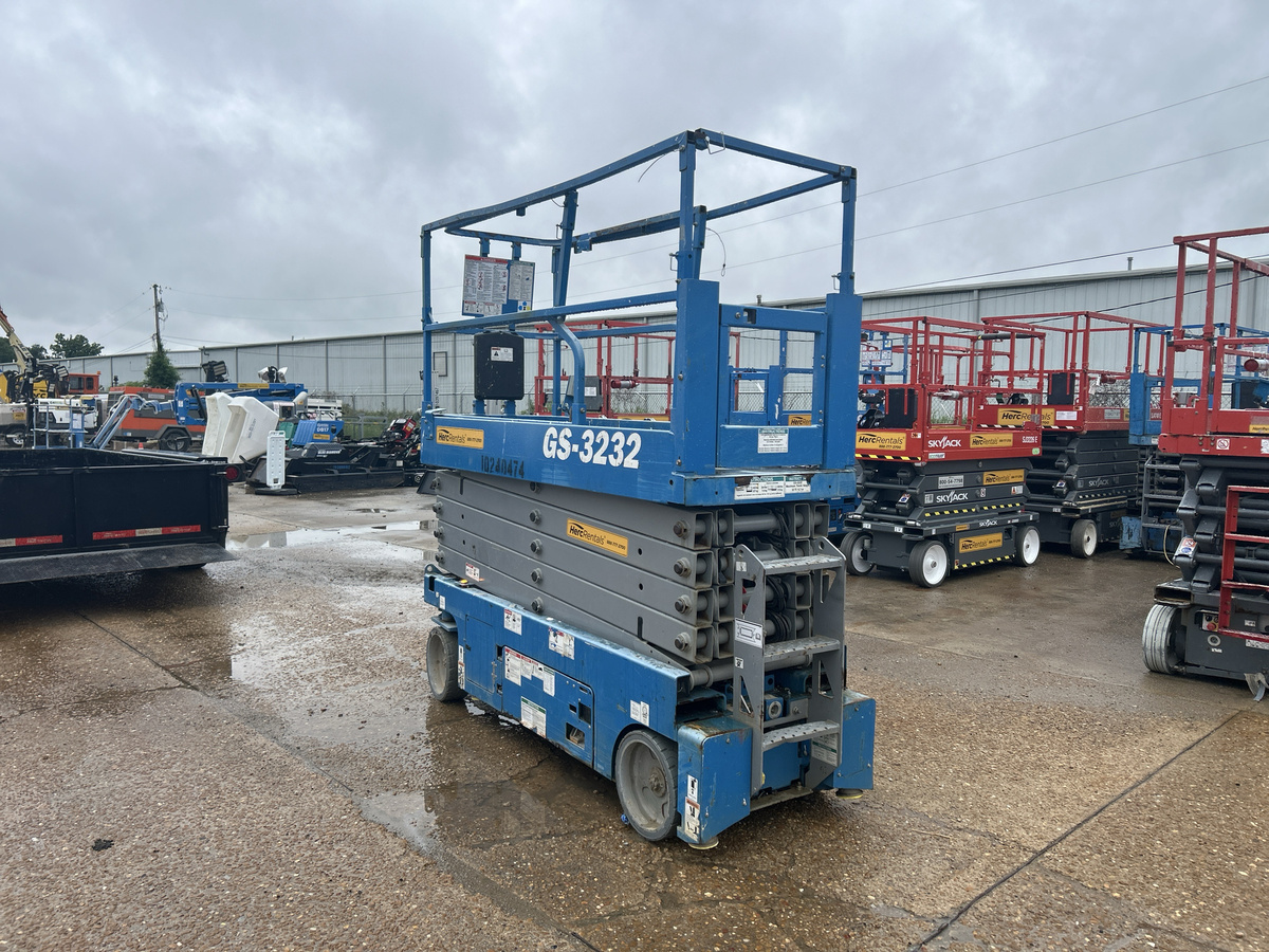 2019 Genie GS-3232-2