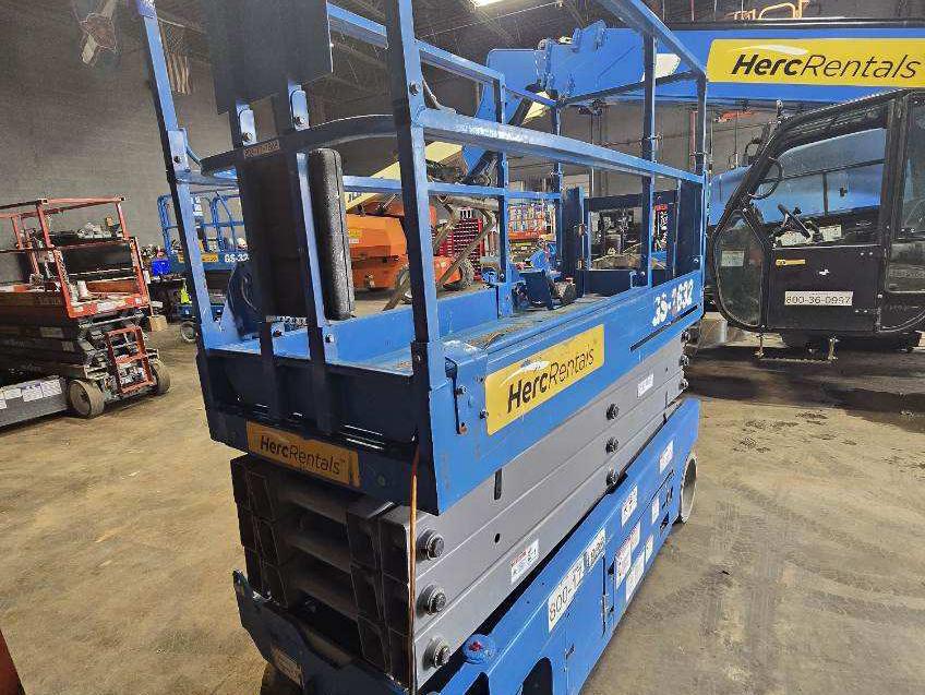 2017 Genie GS-2632