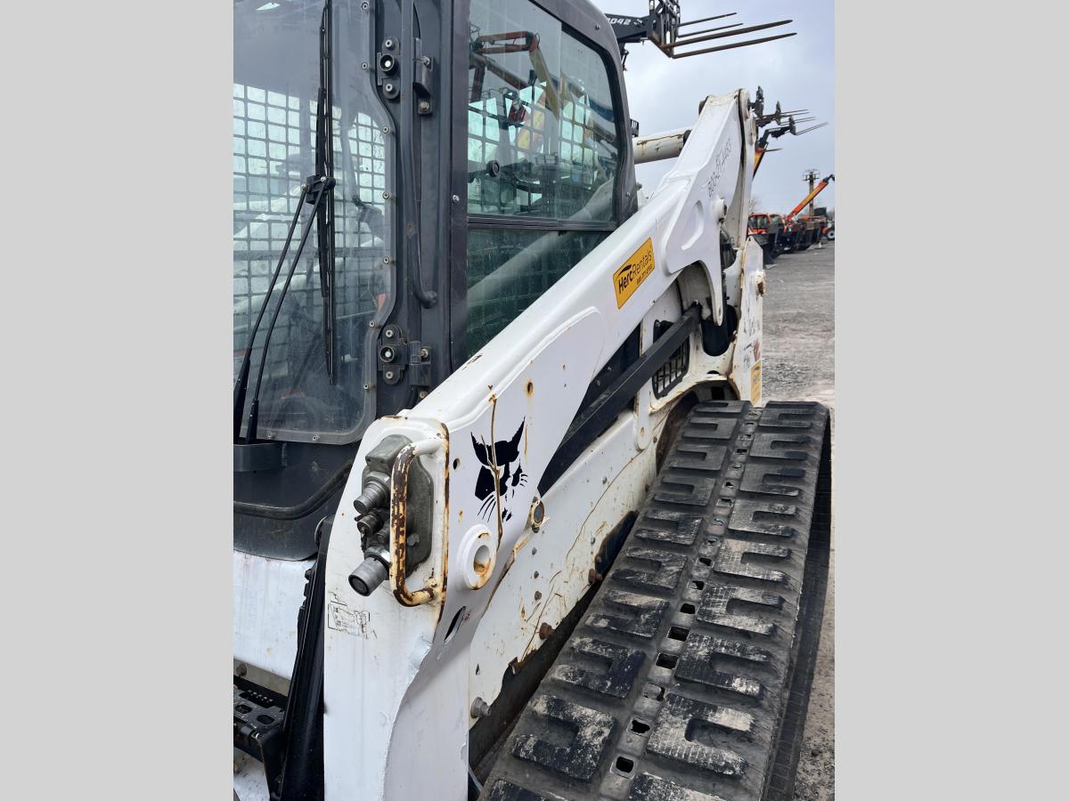 2018 Bobcat T740