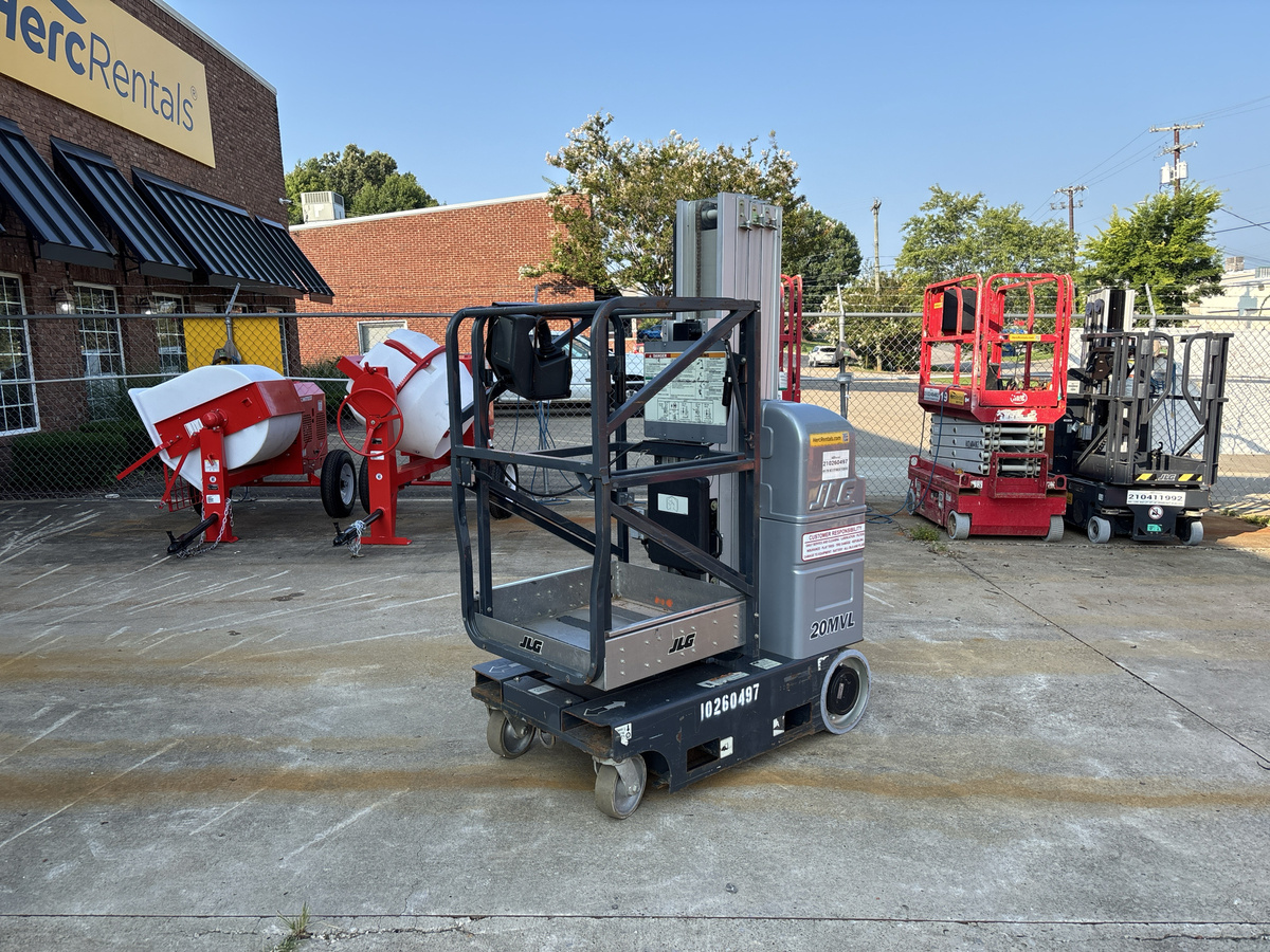 2018 JLG 20MVL