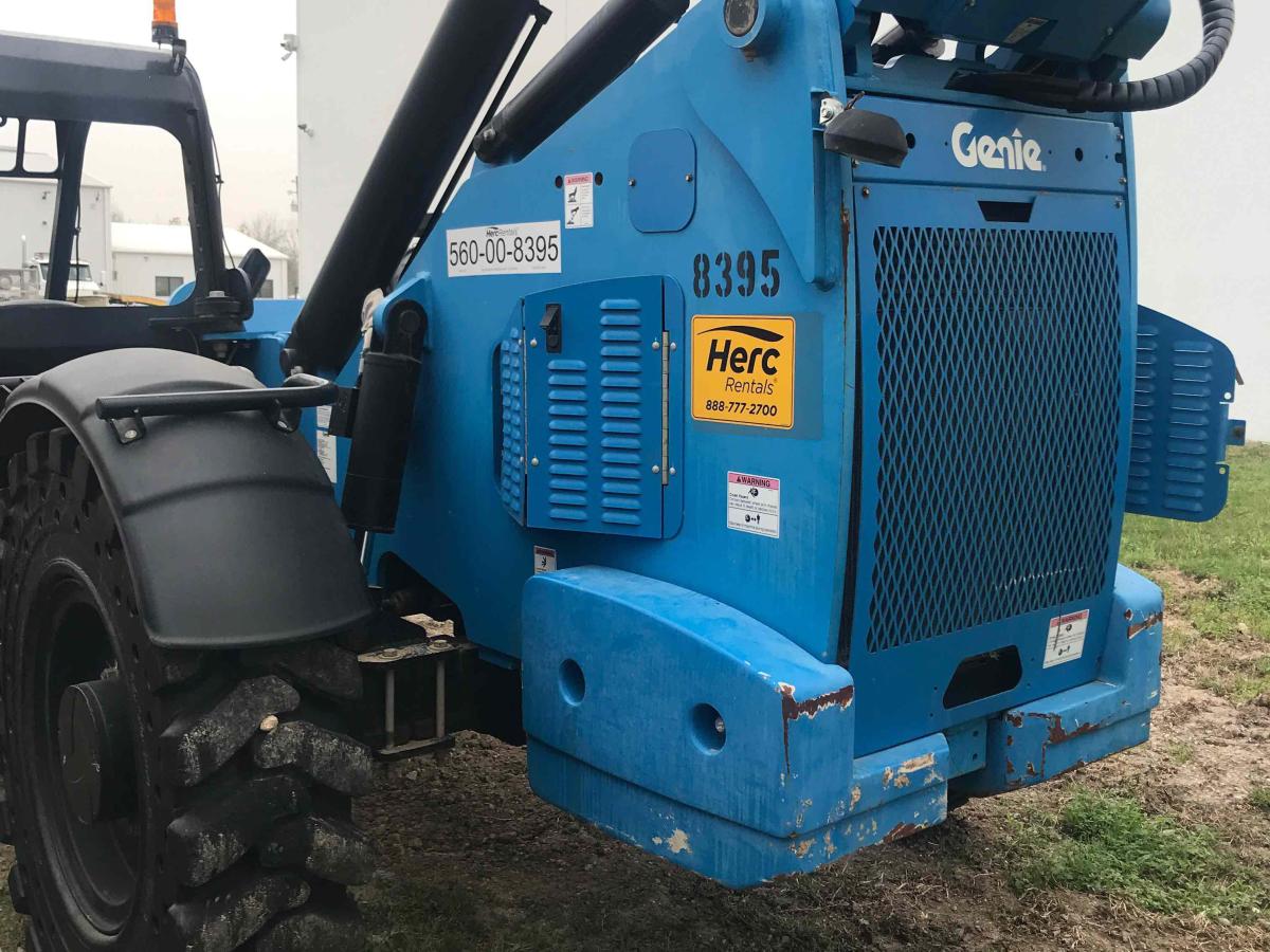 2017 Genie GTH-1056