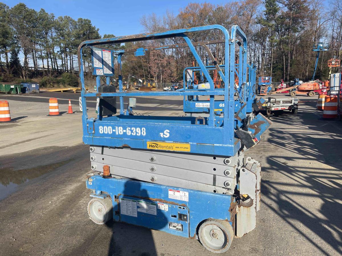 2017 Genie GS-1930