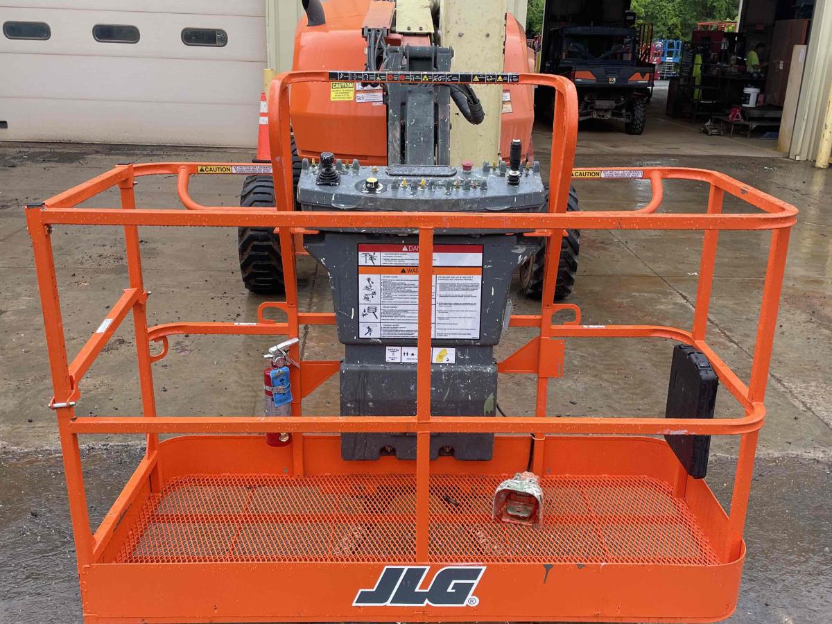 2016 JLG 450AJ-4