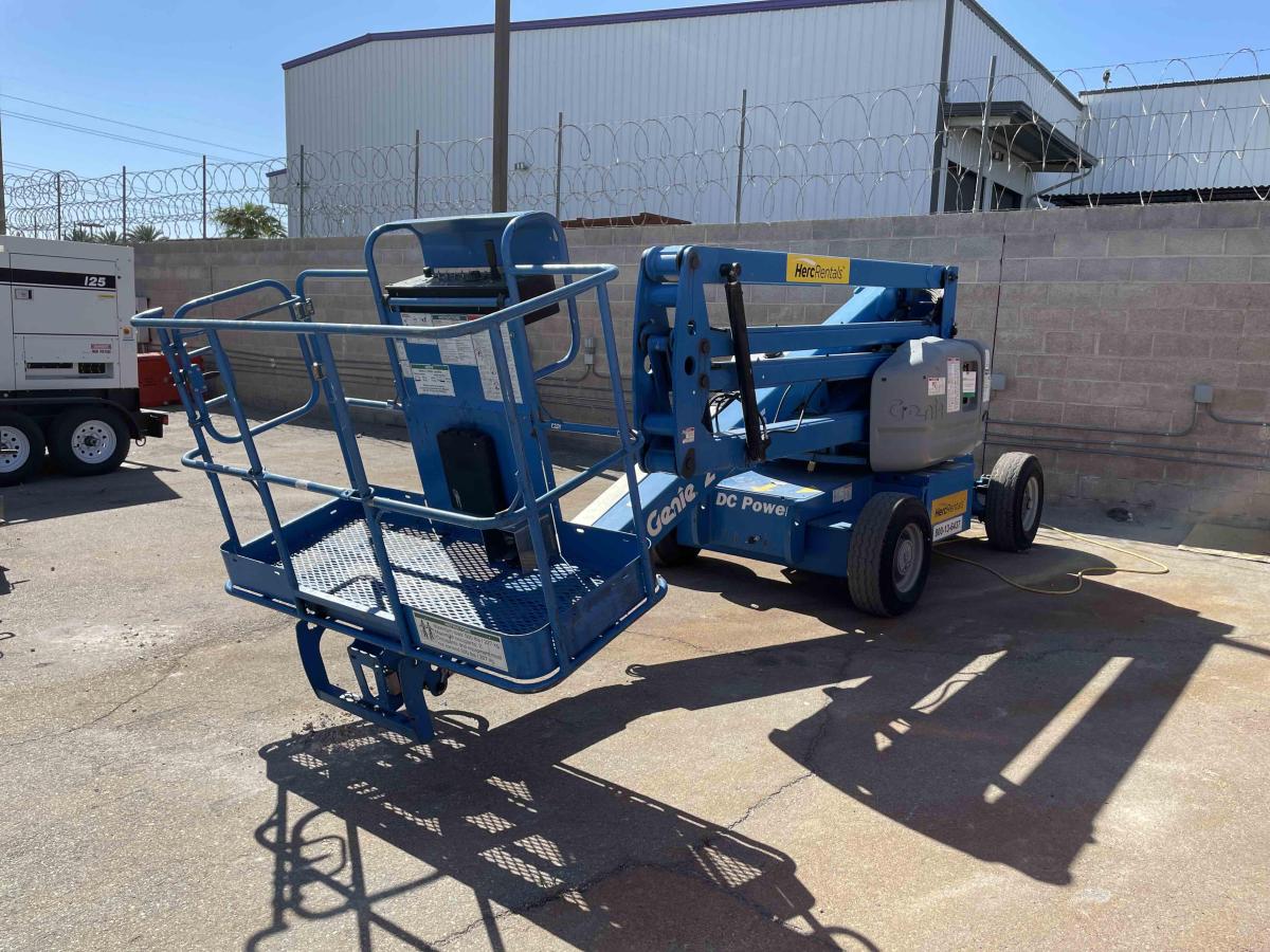 2016 Genie Z-45/25