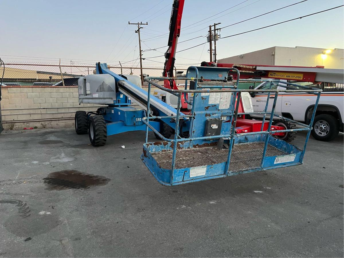 2016 Genie S-40