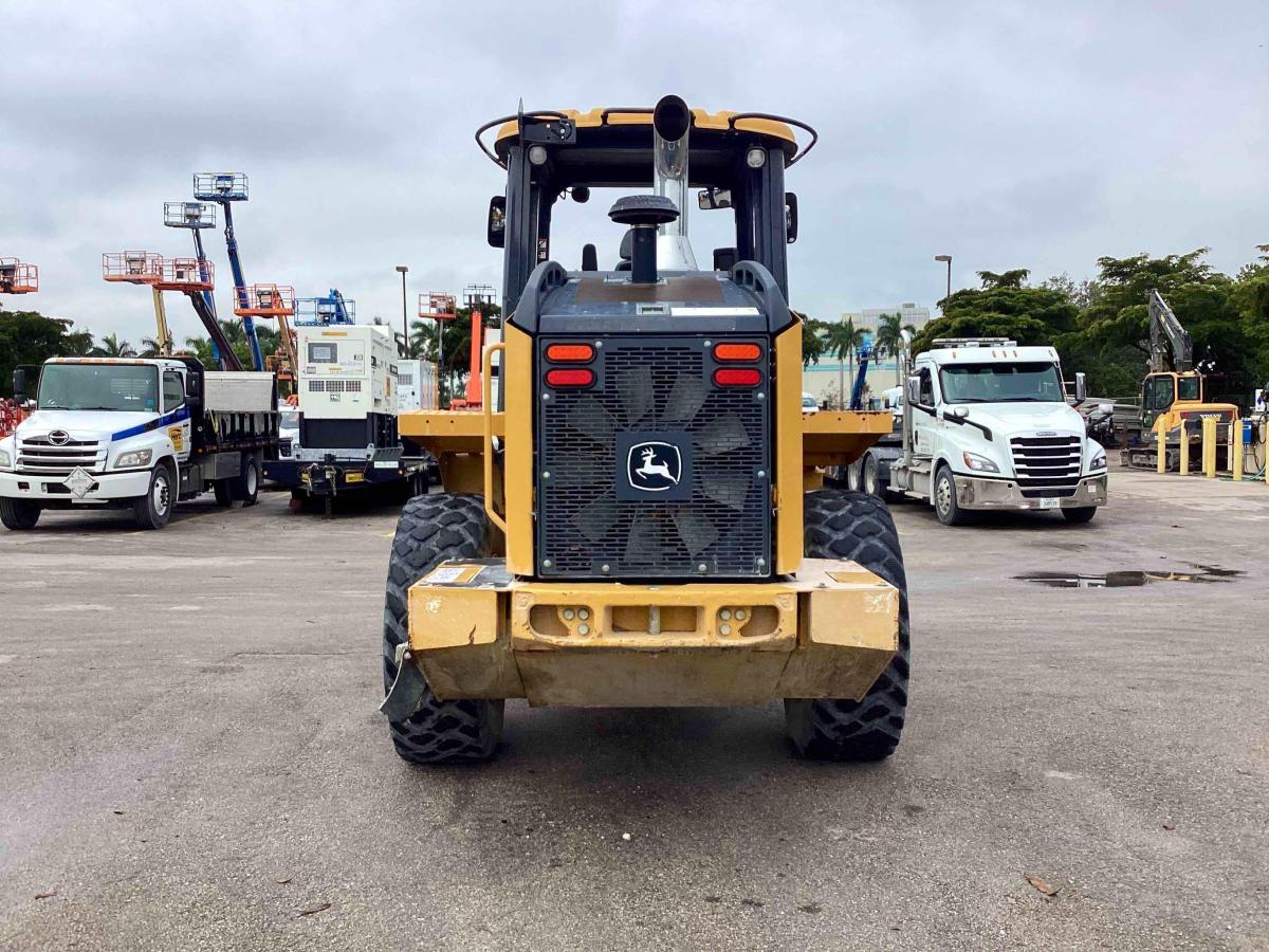 2019 John Deere 444K