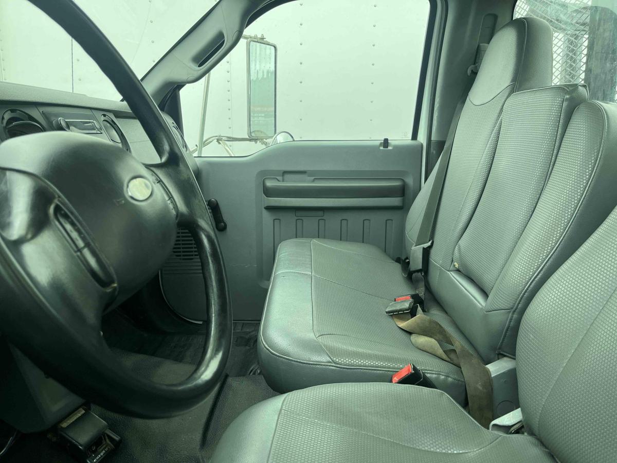 2013 Ford F750