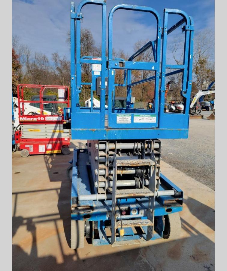 2016 Genie GS-3246