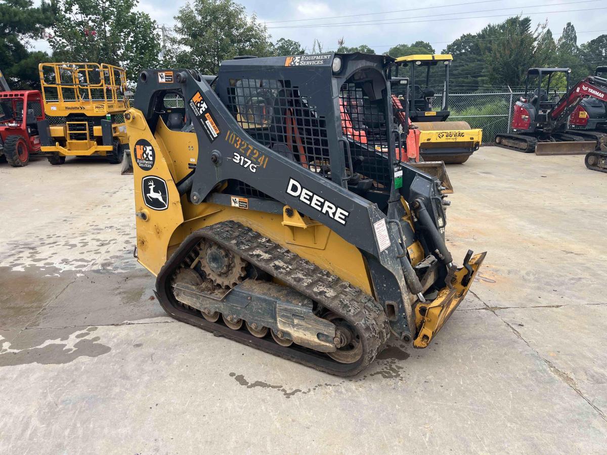 2021 John Deere 317G-2