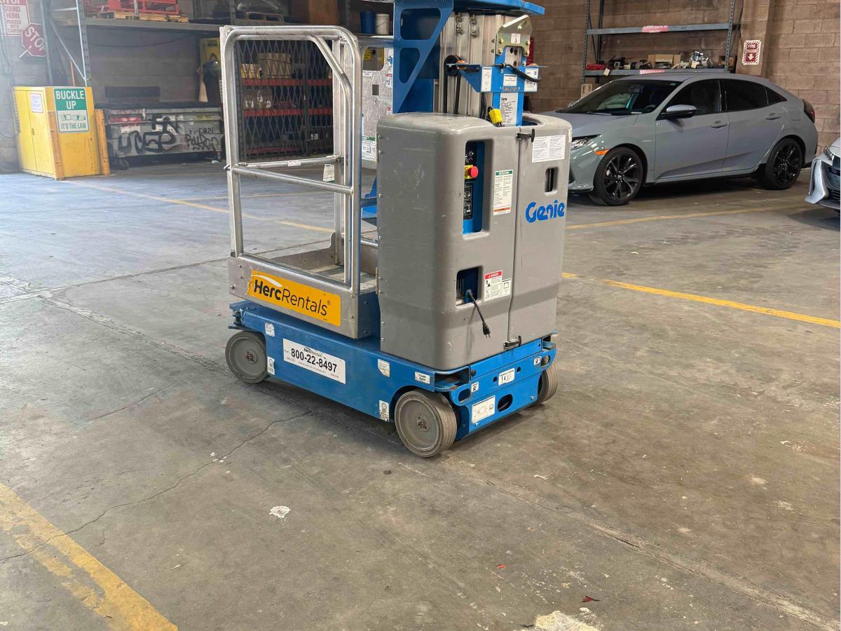 2018 Genie GR-12