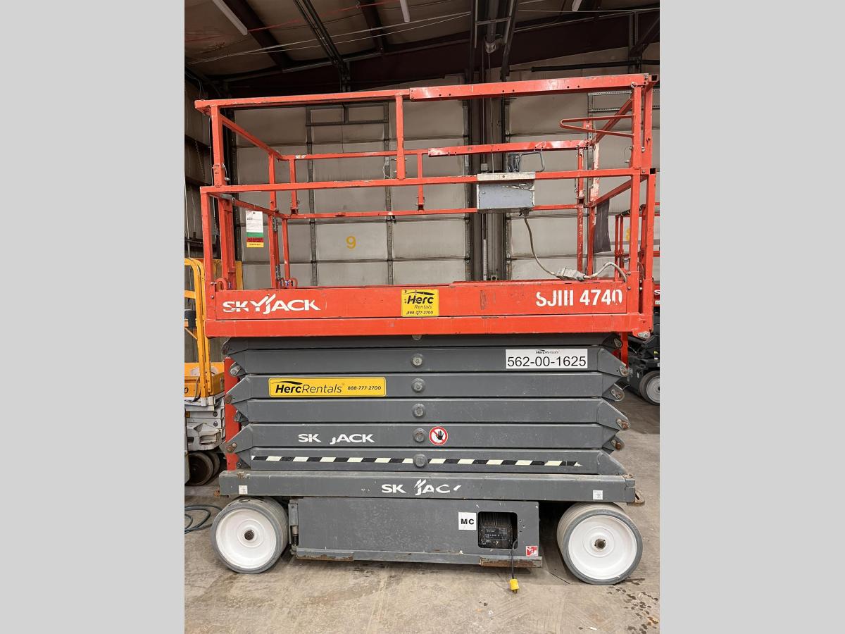 2018 Skyjack SJ4740