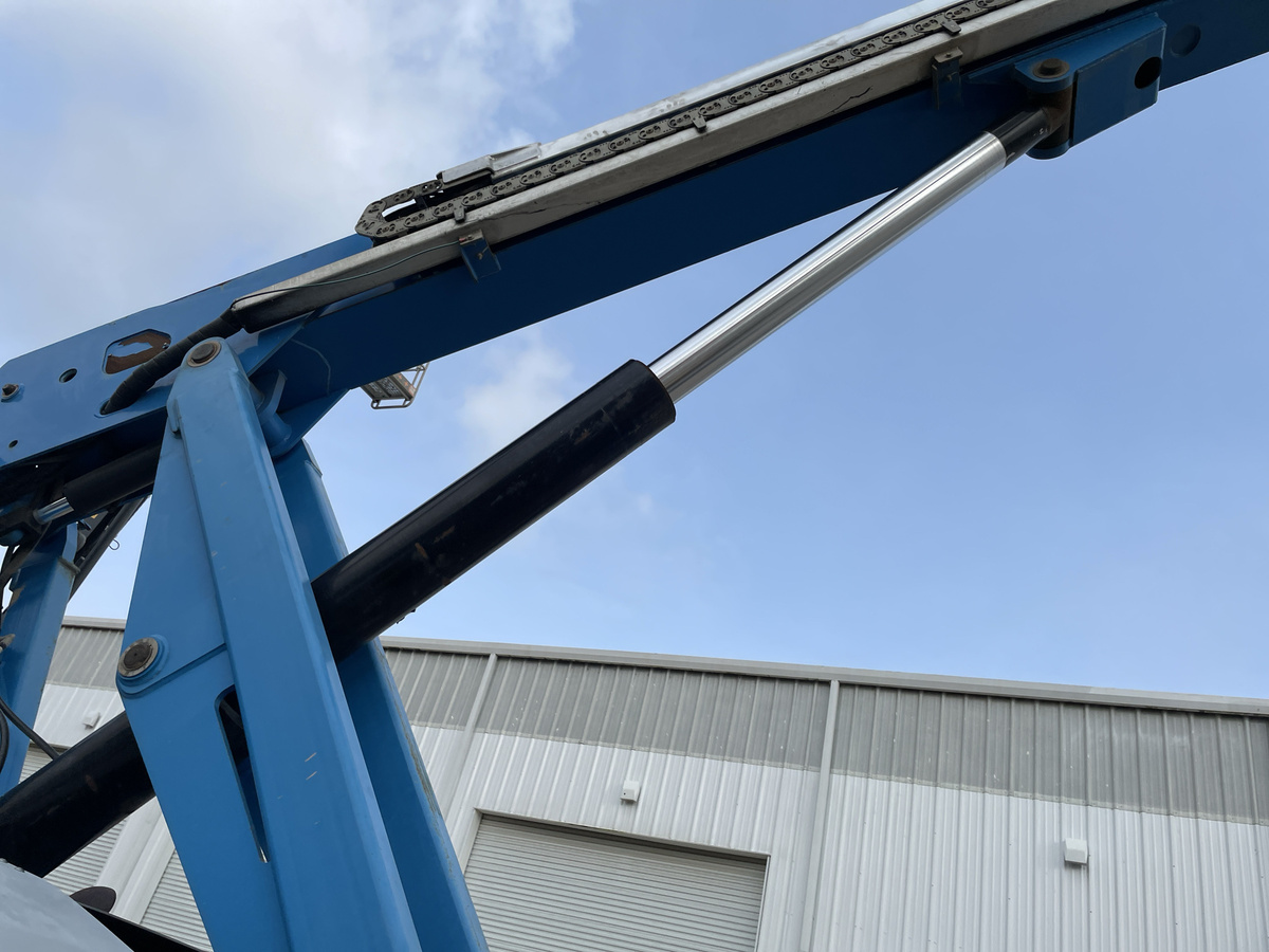 2018 Genie S-85XC-10