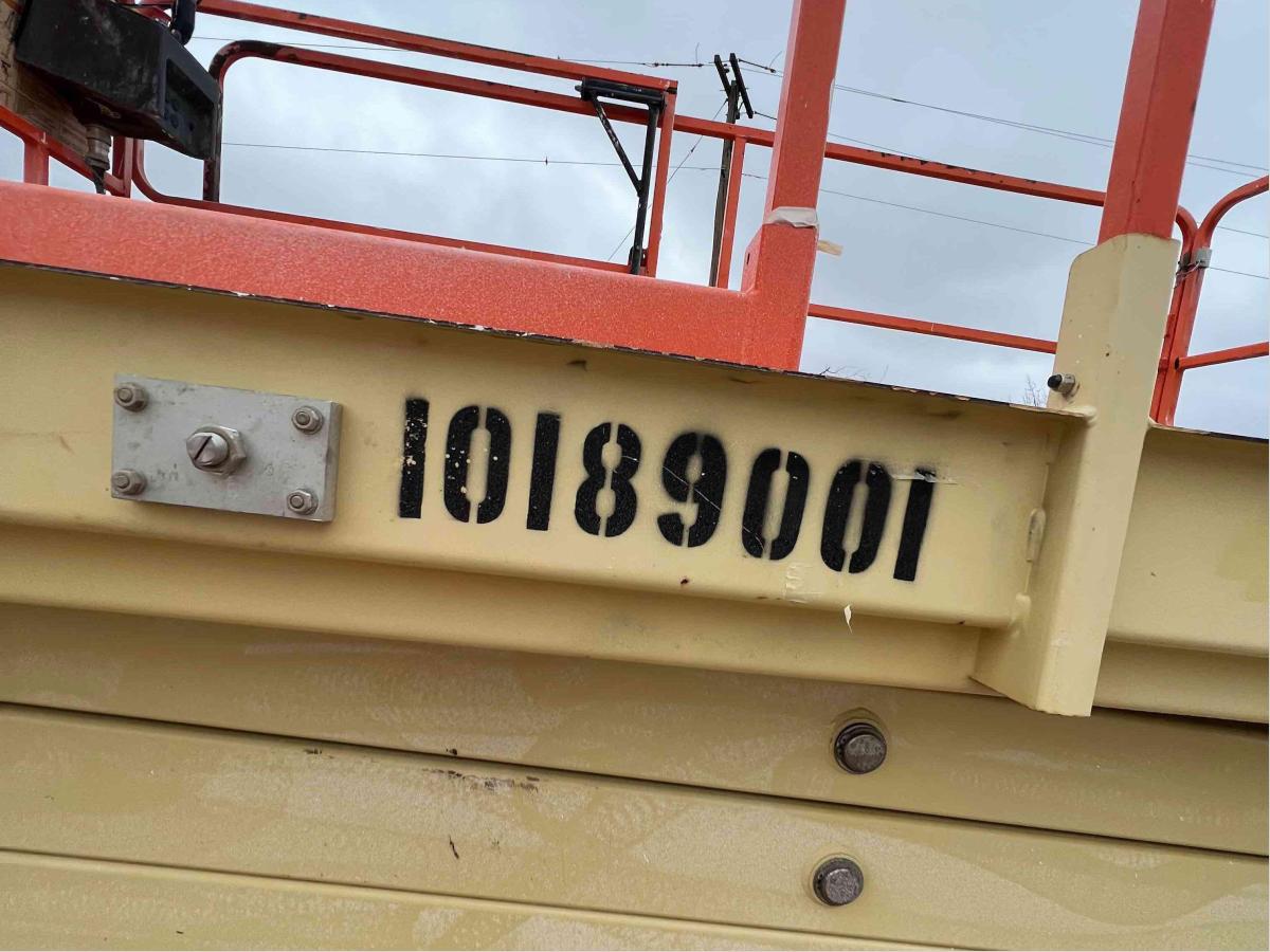 2016 JLG 4069LE-9