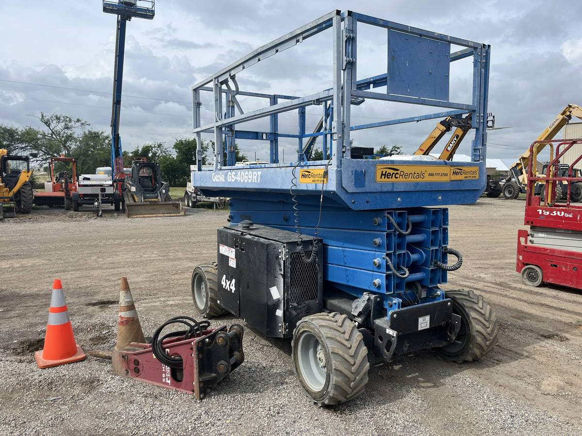 2019 Genie GS-4069 RT-2
