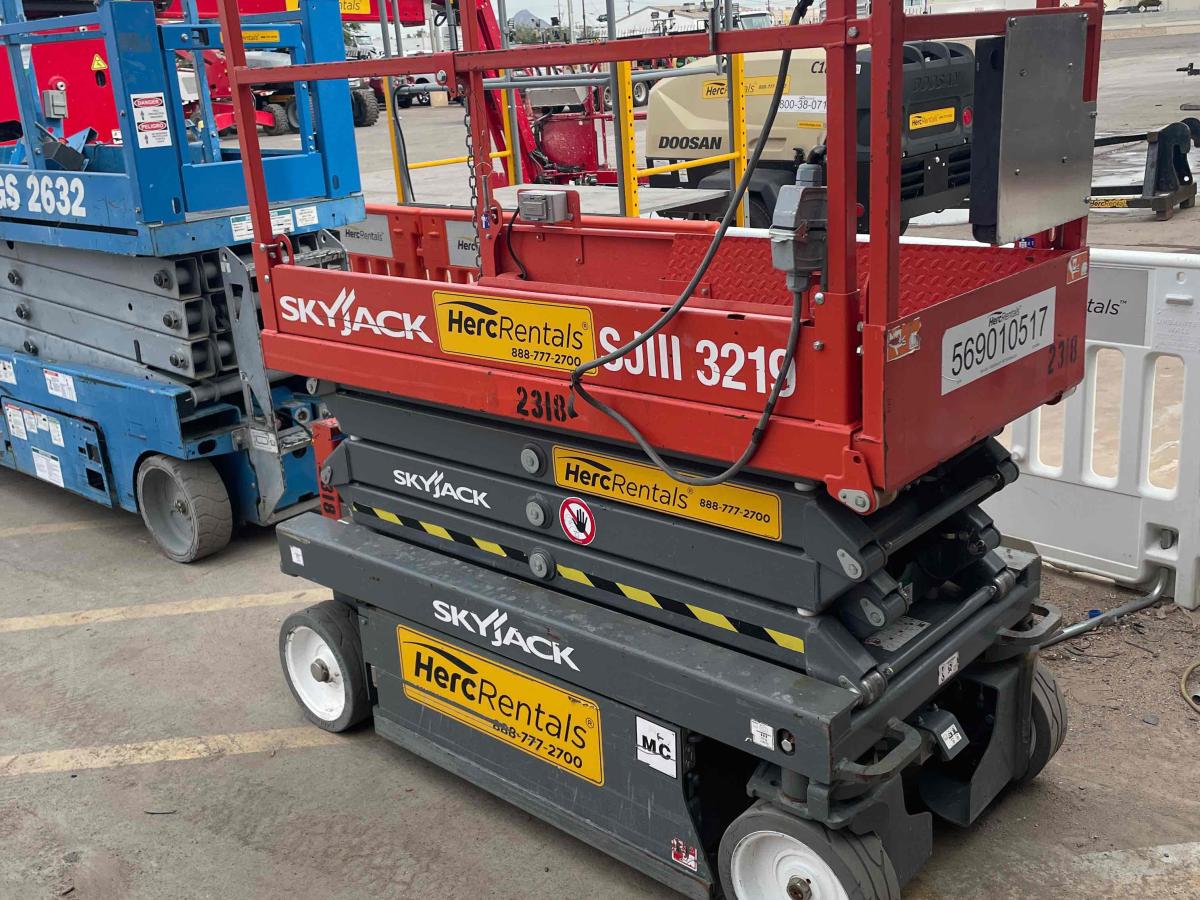 2017 Skyjack SJ3219