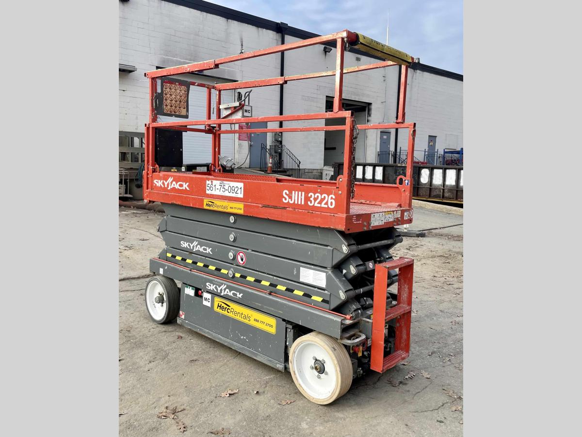 2016 Skyjack SJ3226