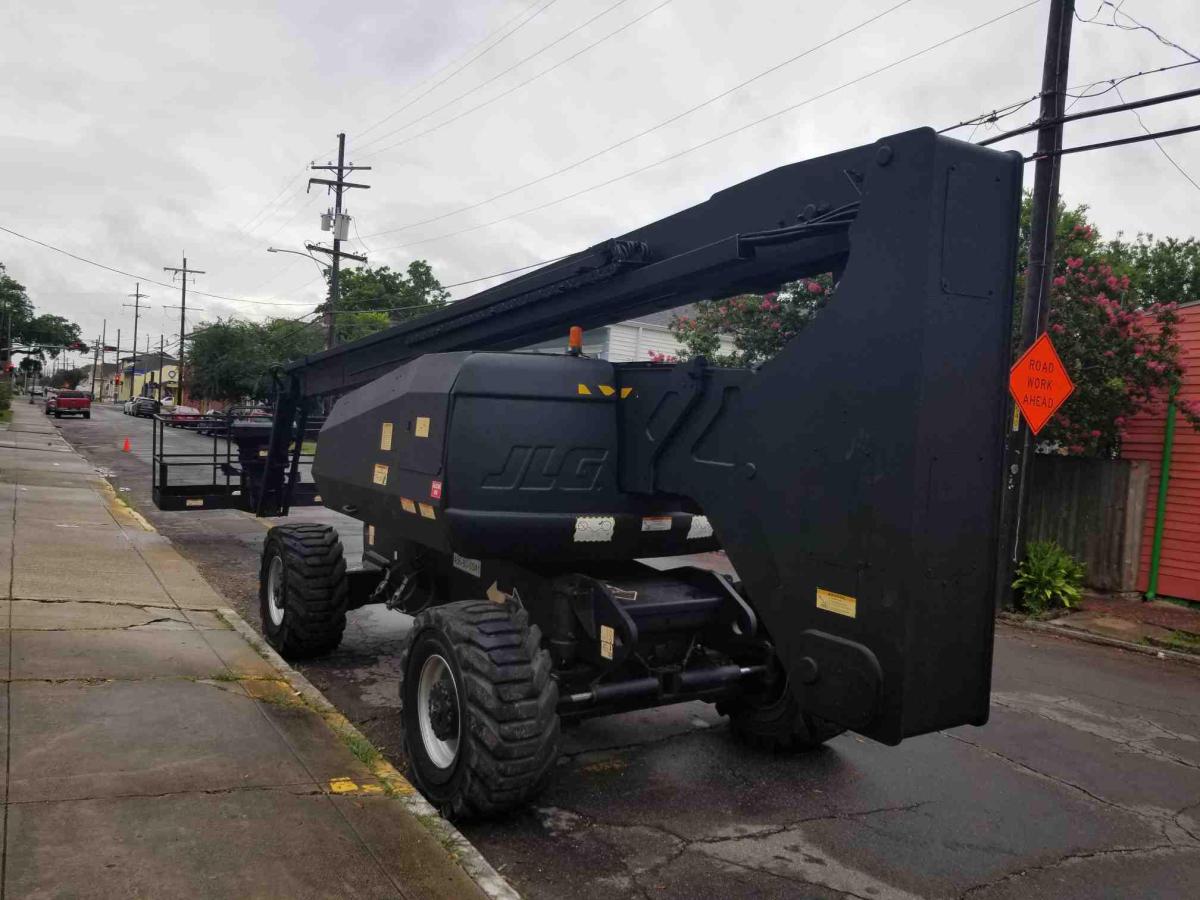 2013 JLG 800AJ-3