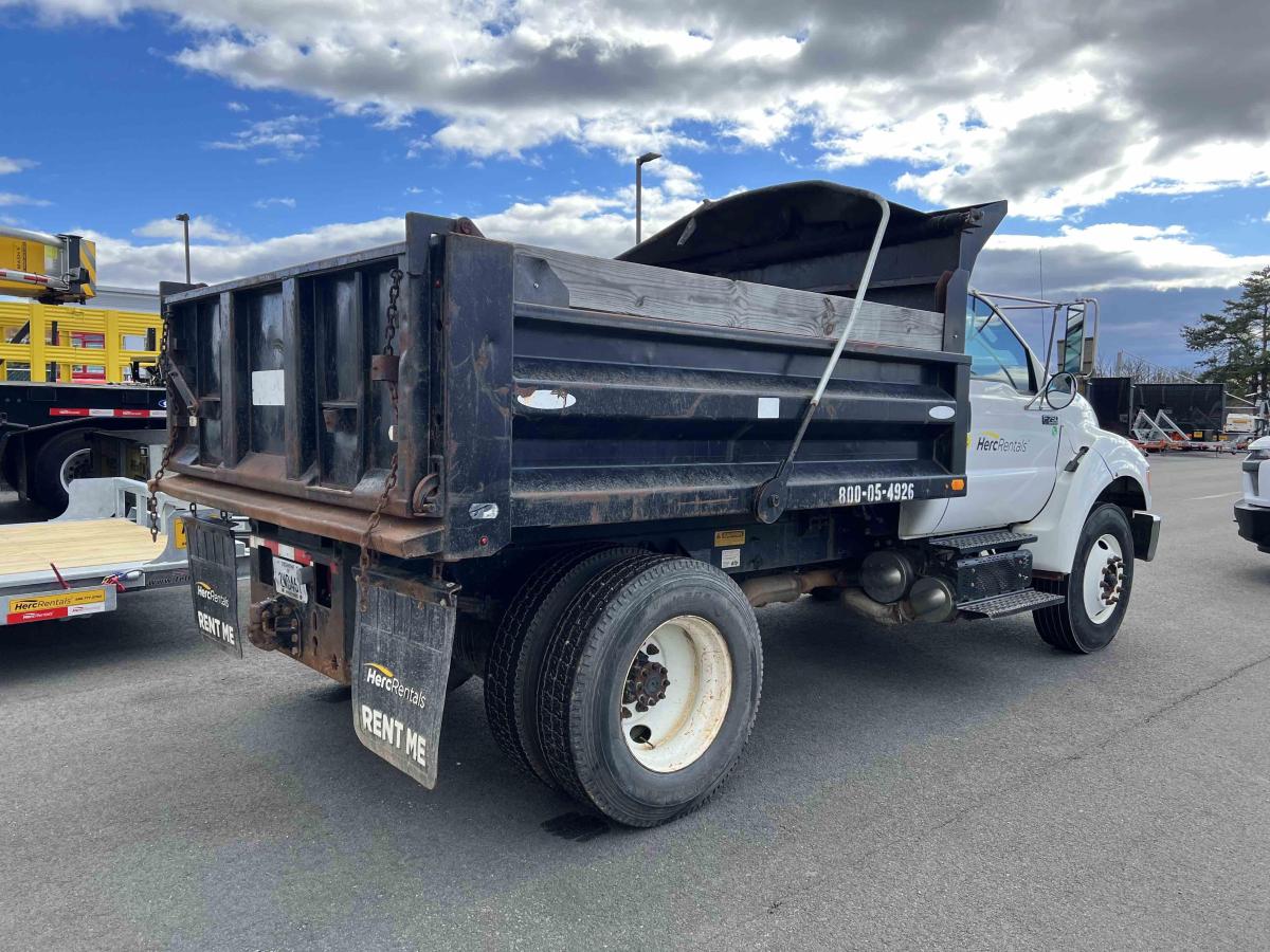 2015 Ford F750