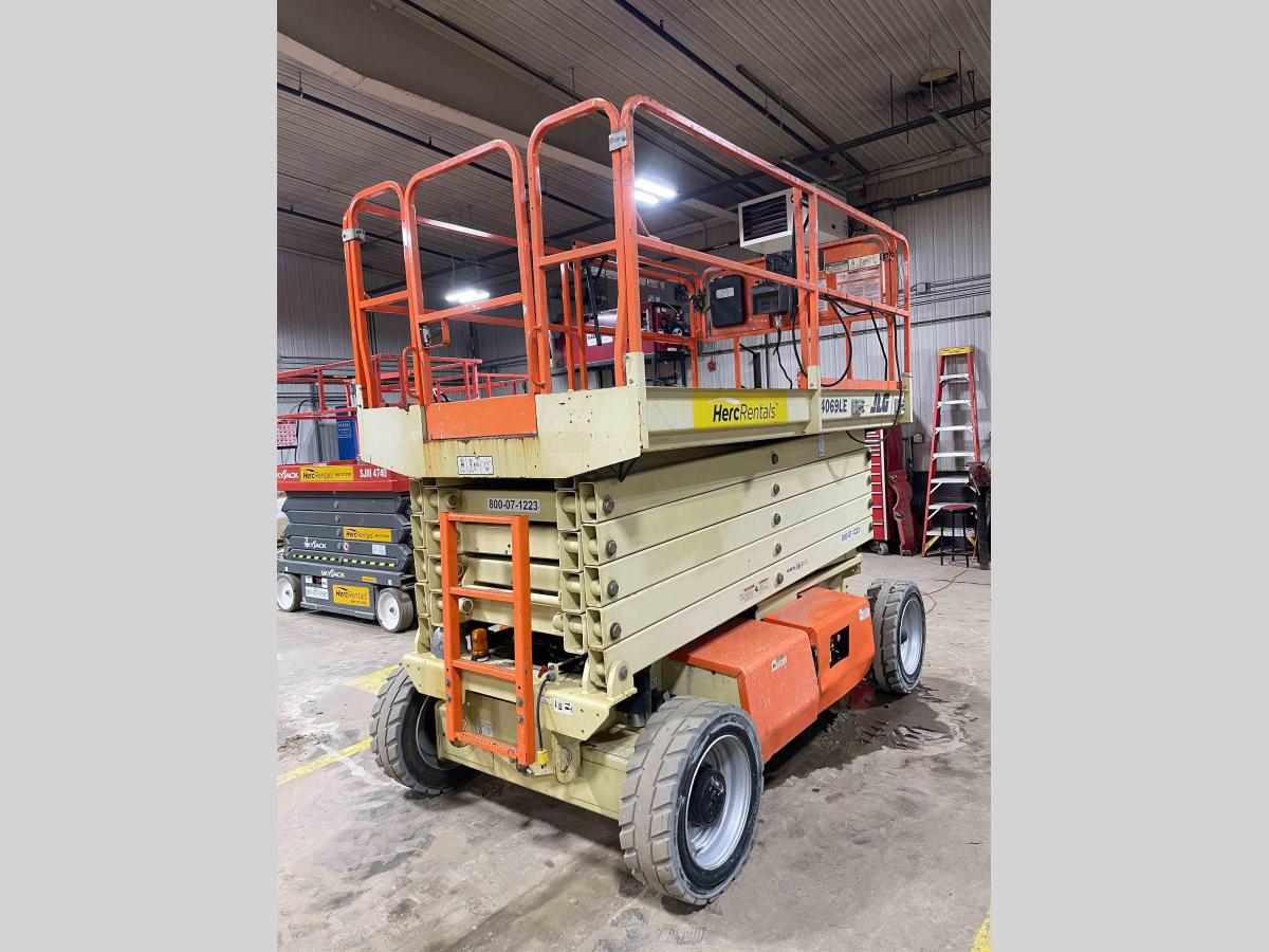 2015 JLG 4069LE-3