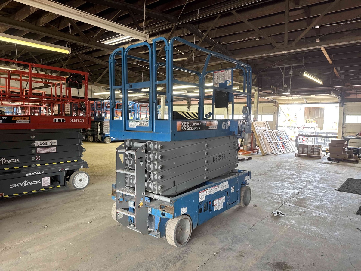 2017 Genie GS-4047-1