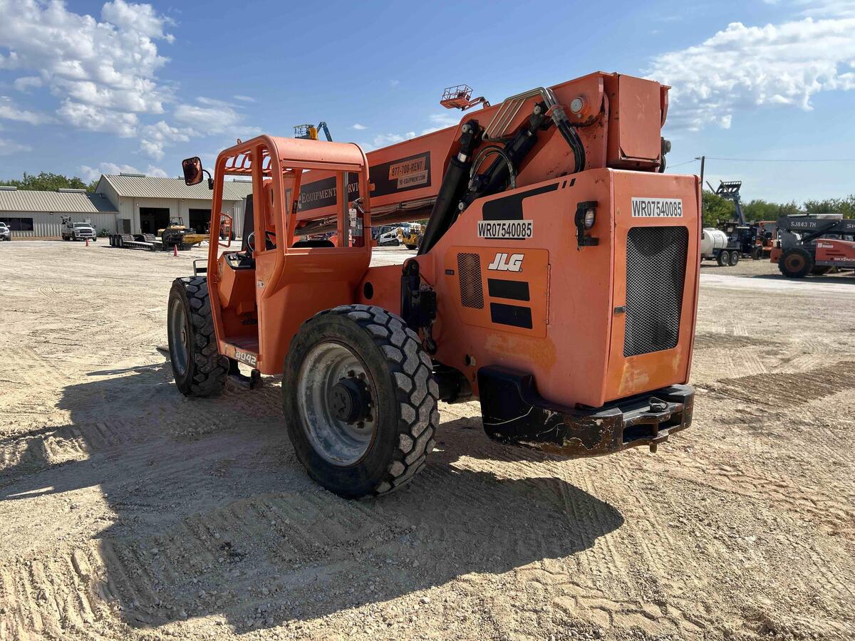 2017 SkyTrak 8042-3