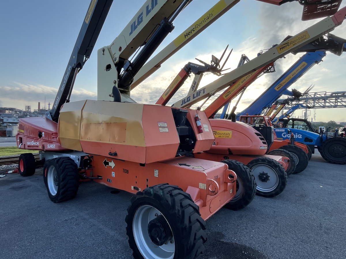 2015 JLG 860SJ-2