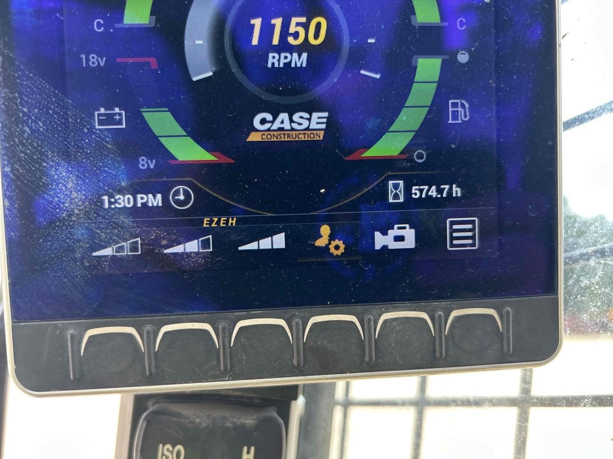 2022 Case TR310B-6