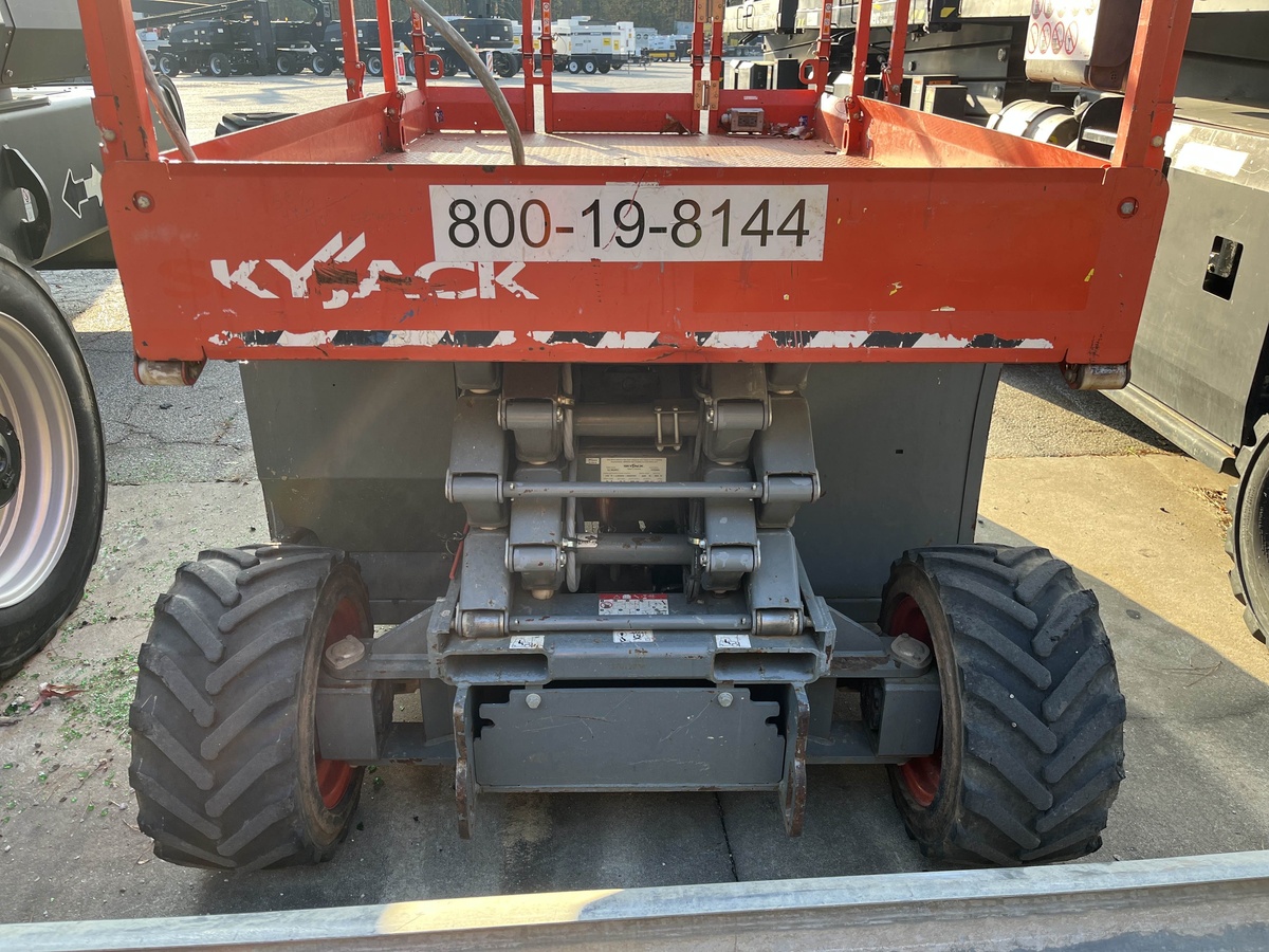 2018 Skyjack SJ-6826RT-3