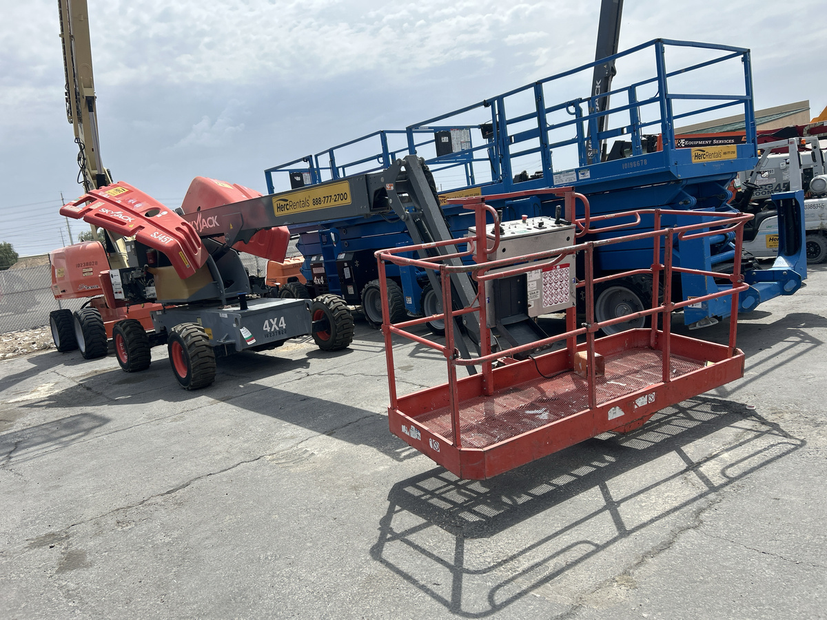 2018 Skyjack SJ45 T