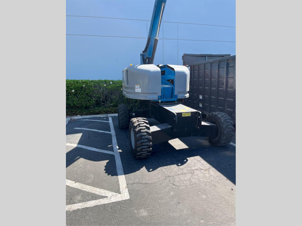 2008 Genie S-40