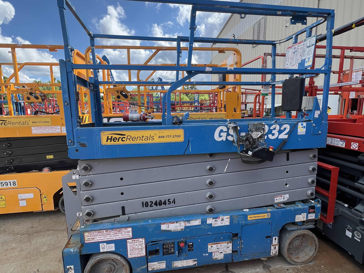 2019 Genie GS-3232-5