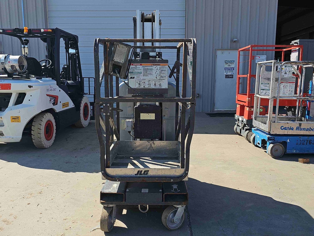 2018 JLG 20MVL-3