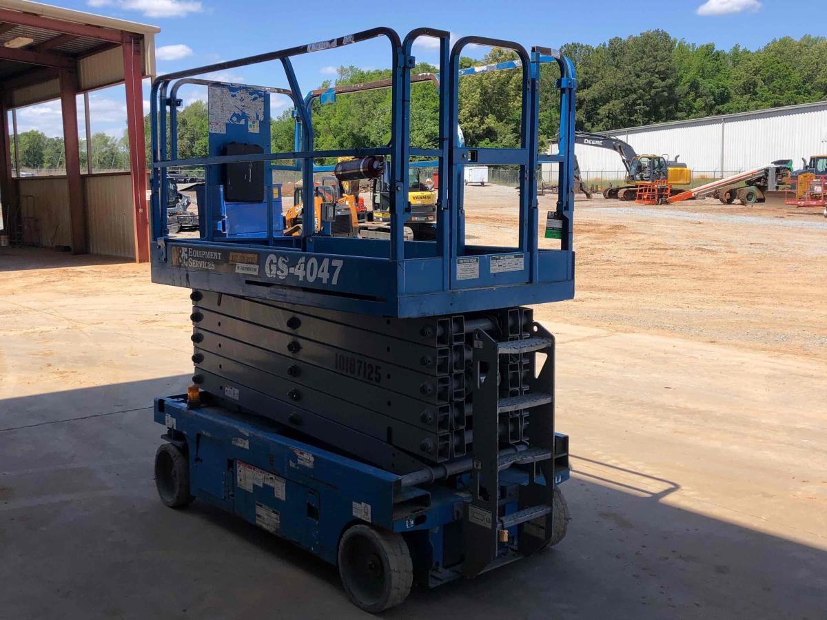 2016 Genie GS-4047