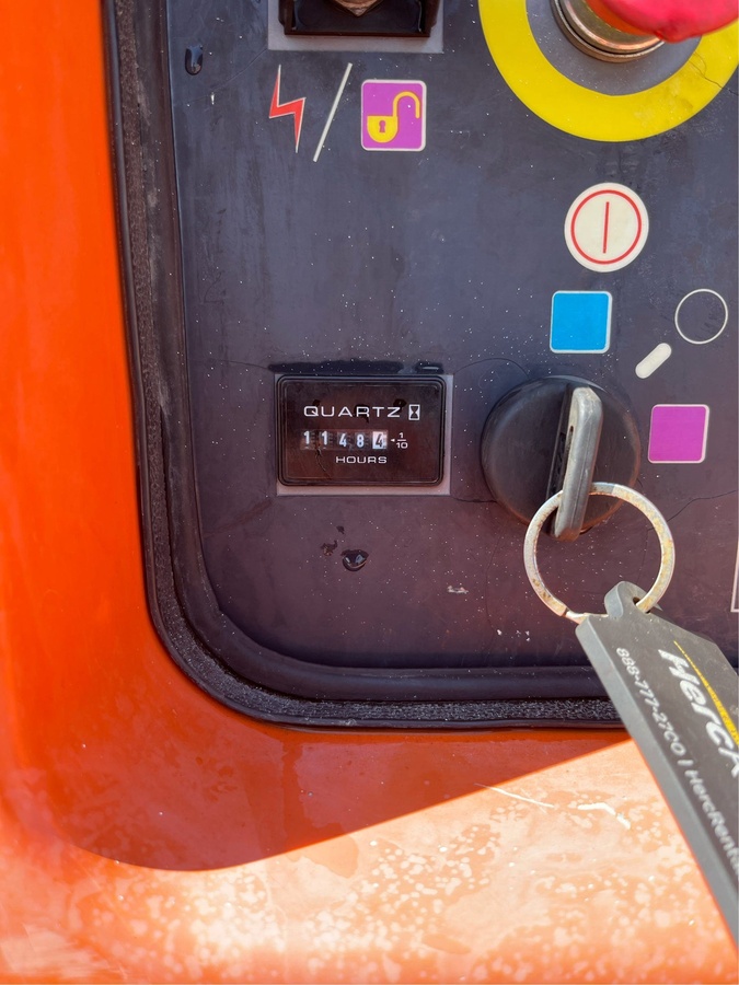 2012 JLG 600AJ