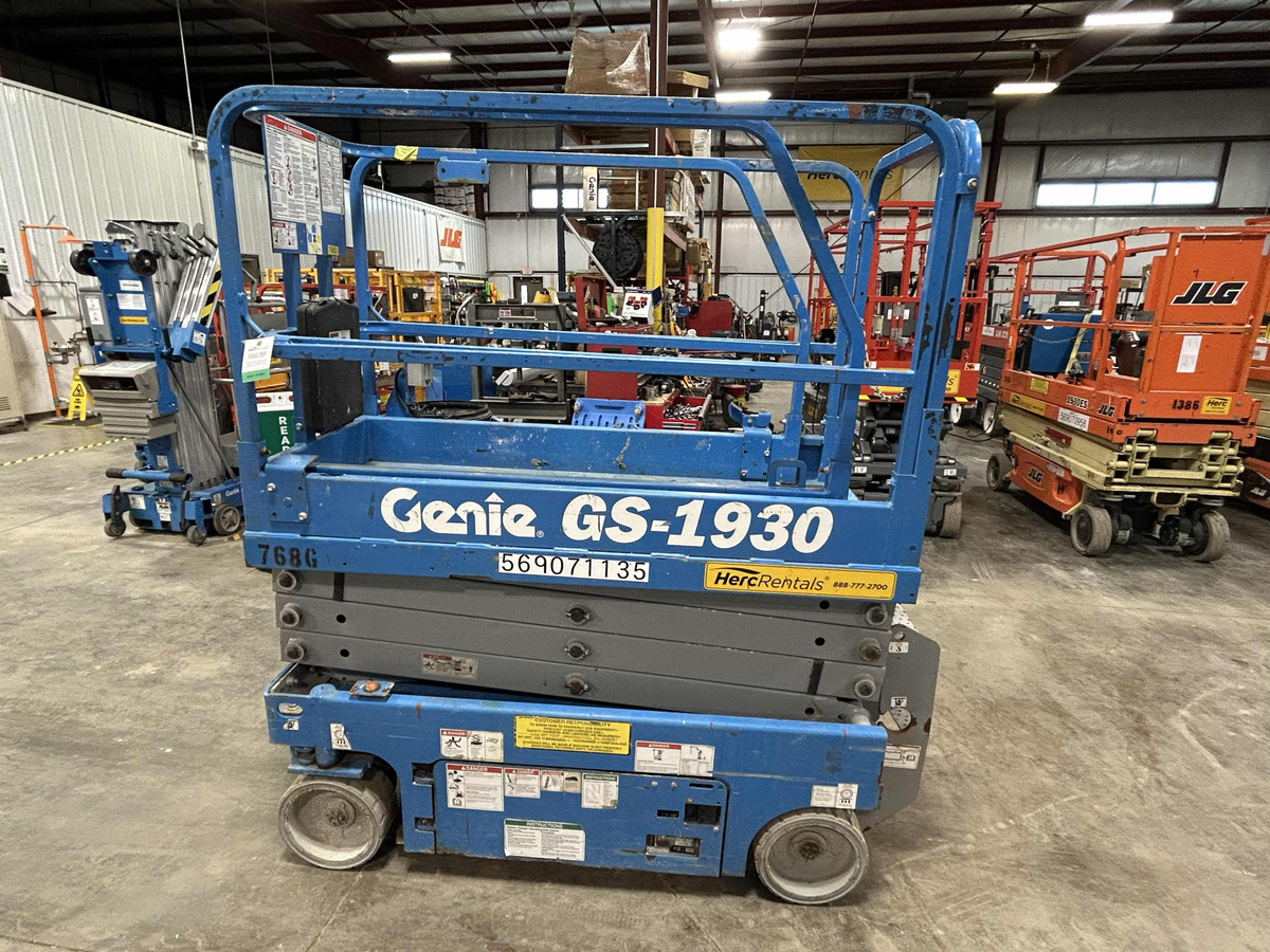 2019 Genie GS-1930
