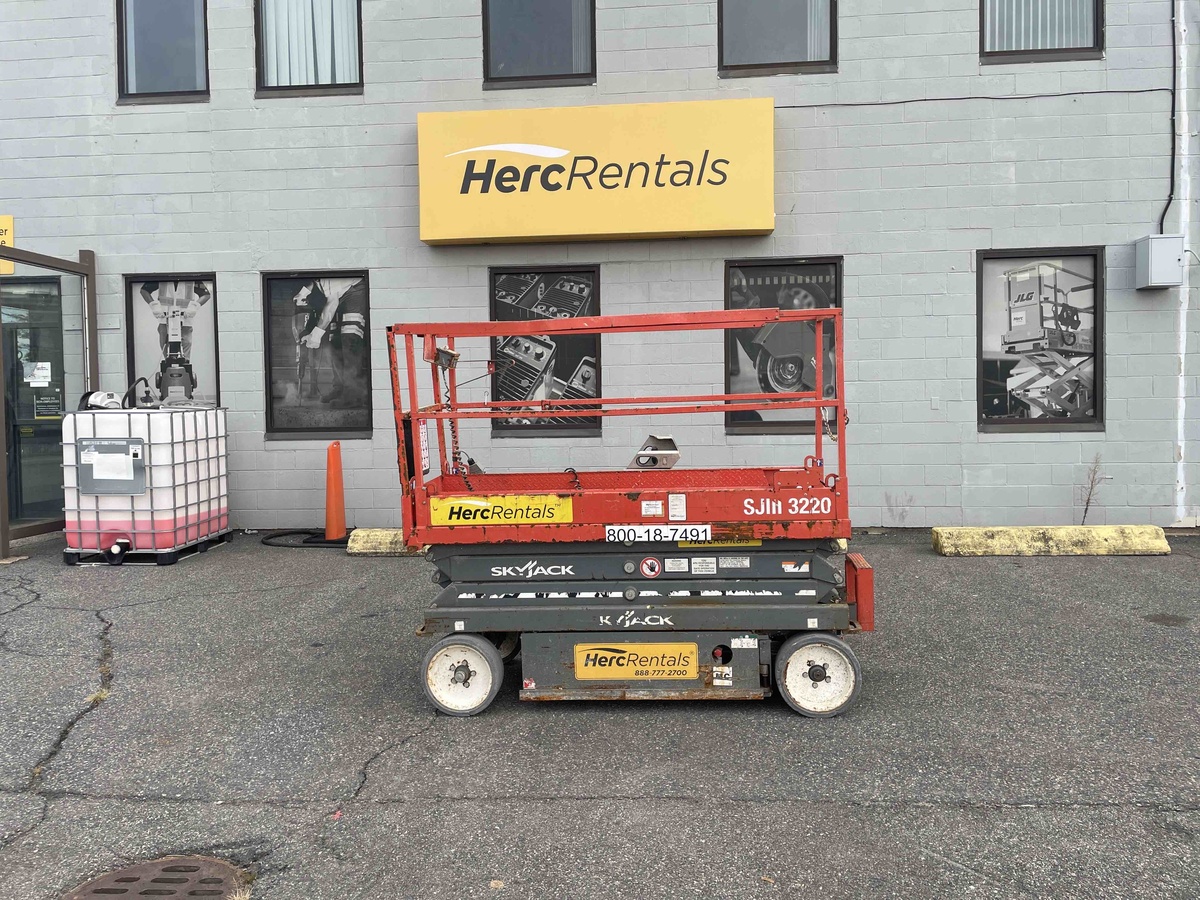 2017 Skyjack SJ-3220