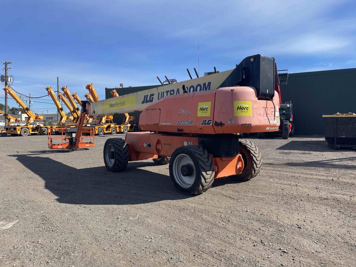 2016 JLG 1200SJP
