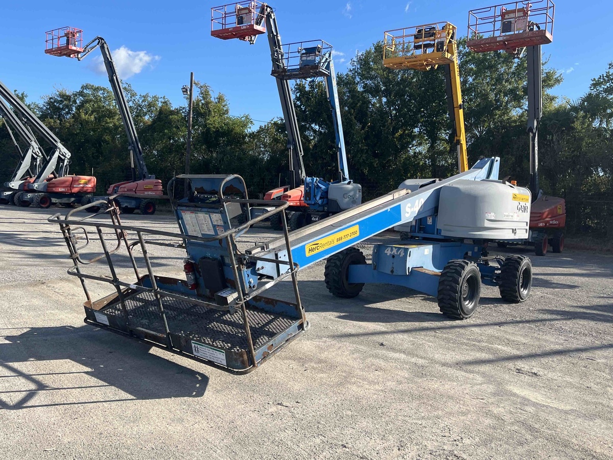 2018 Genie S-40