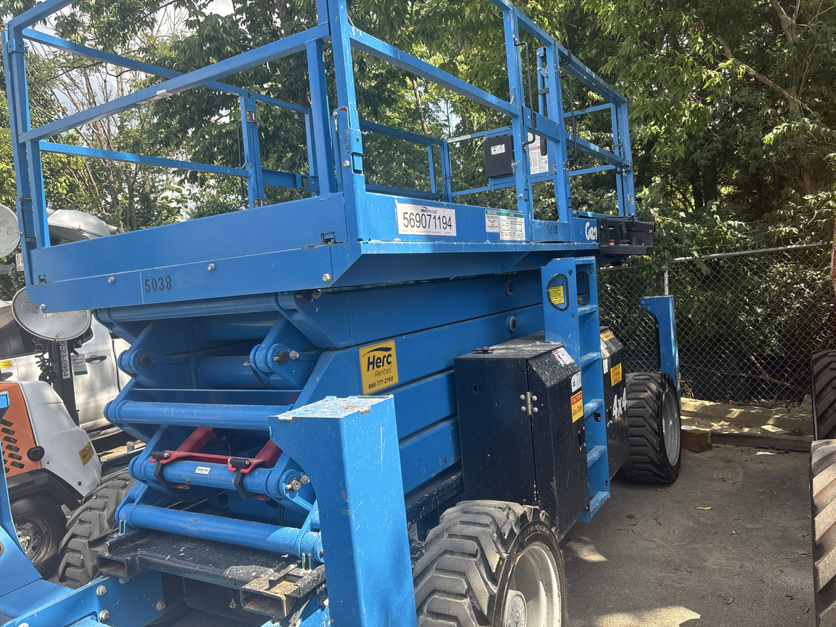 2019 Genie GS-4390 RT-4