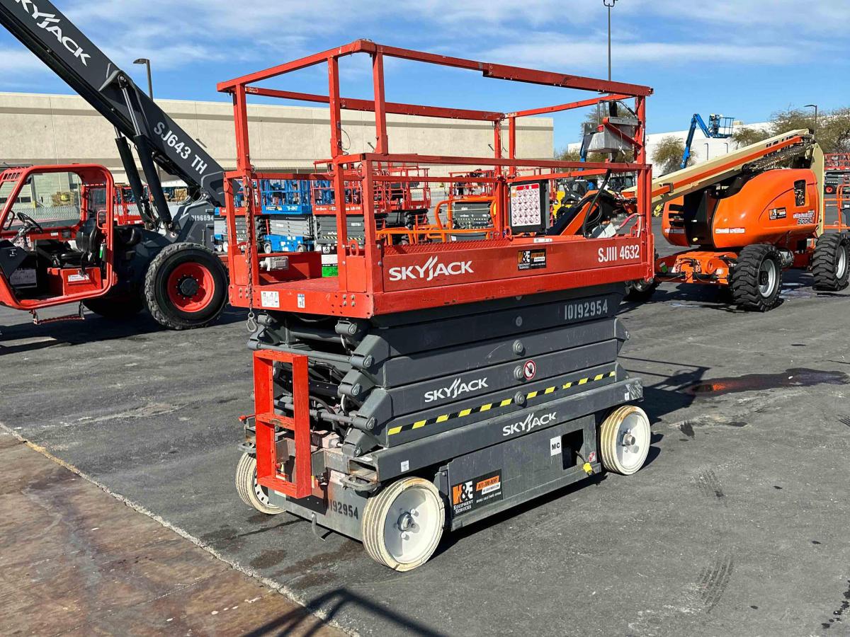 2016 Skyjack SJ4632