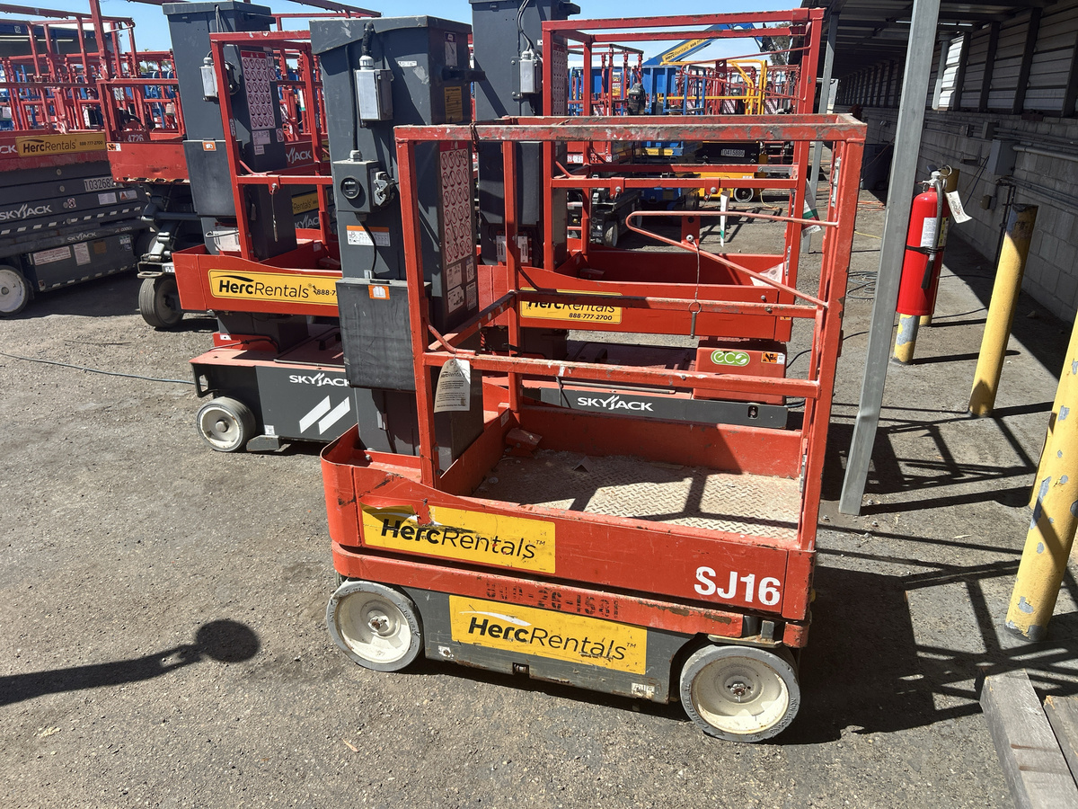 2019 Skyjack SJ16-2
