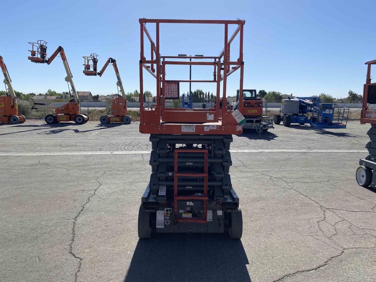 2017 Skyjack SJ4740
