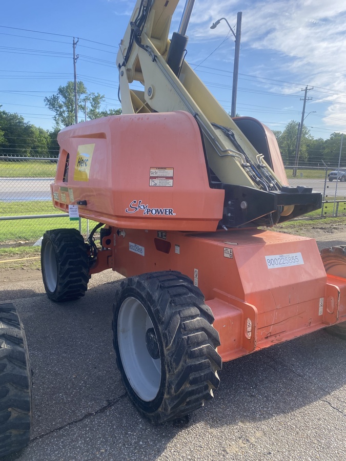 2018 JLG 660SJ-2