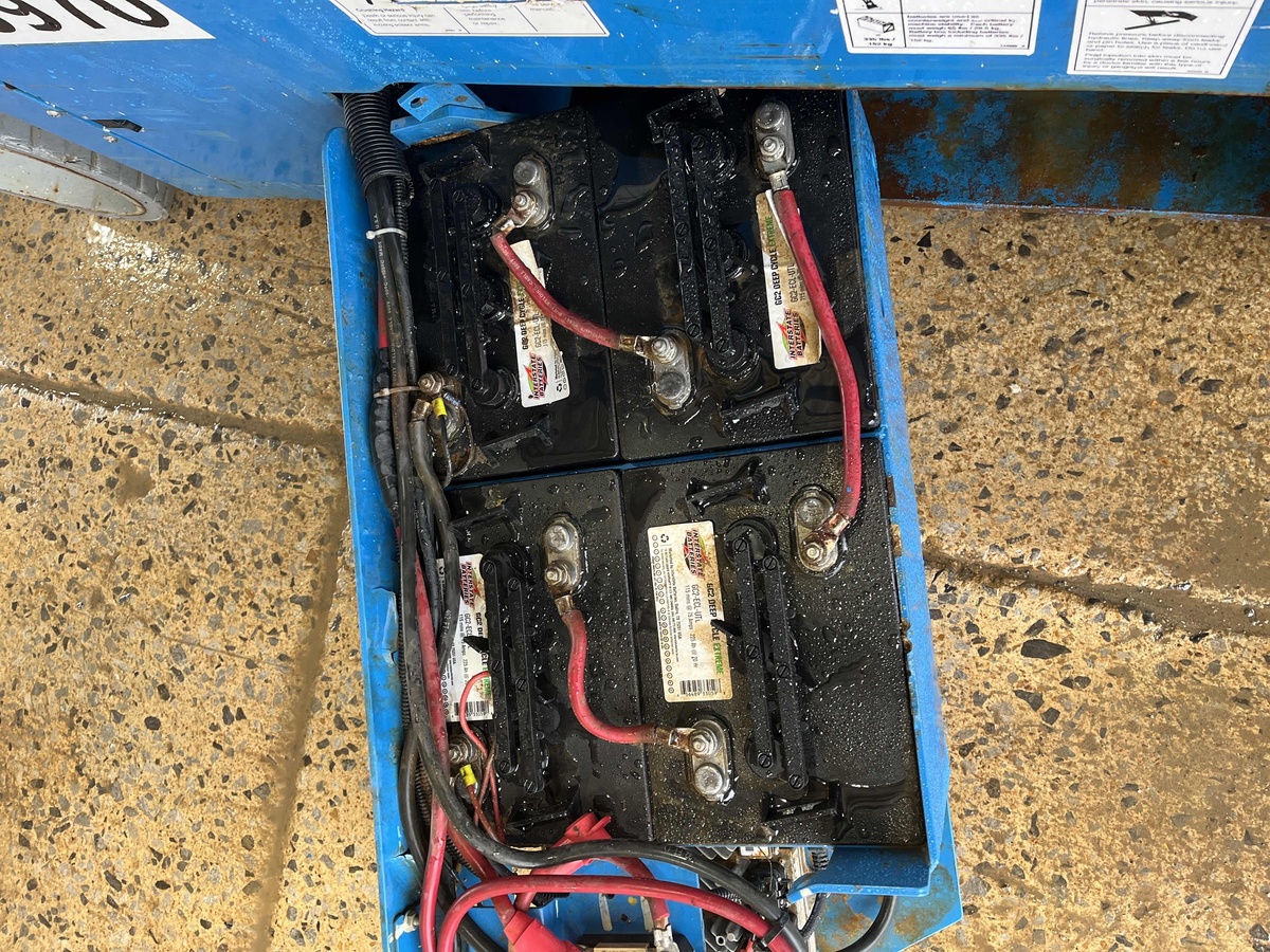 2018 Genie GS-2632-8