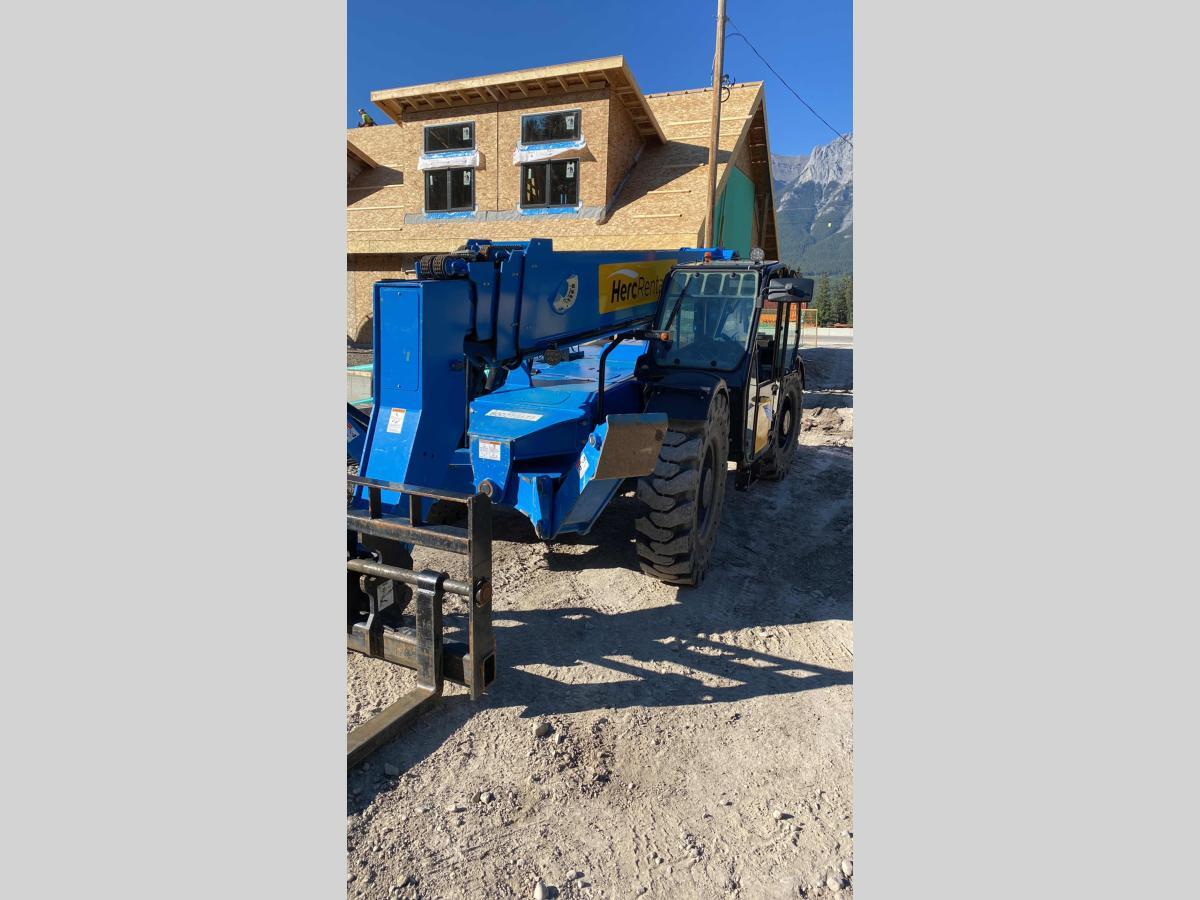 2020 Genie GTH-1056-4