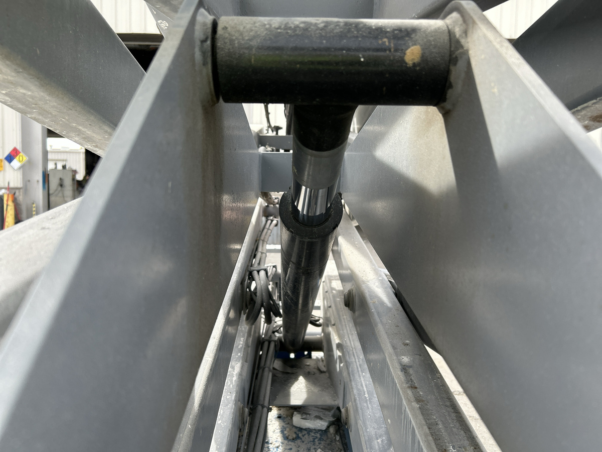 2018 Genie GS-3232-12