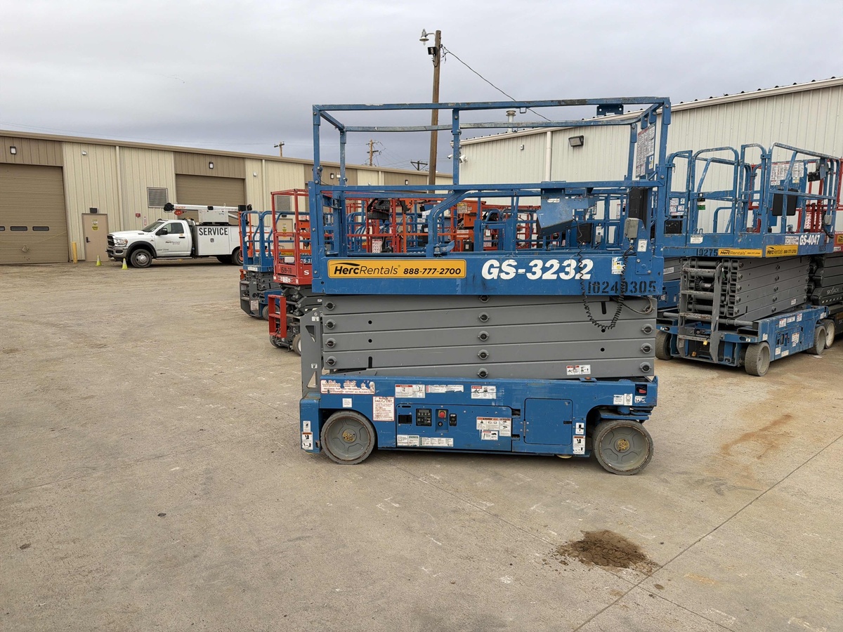 2018 Genie GS-3232-6